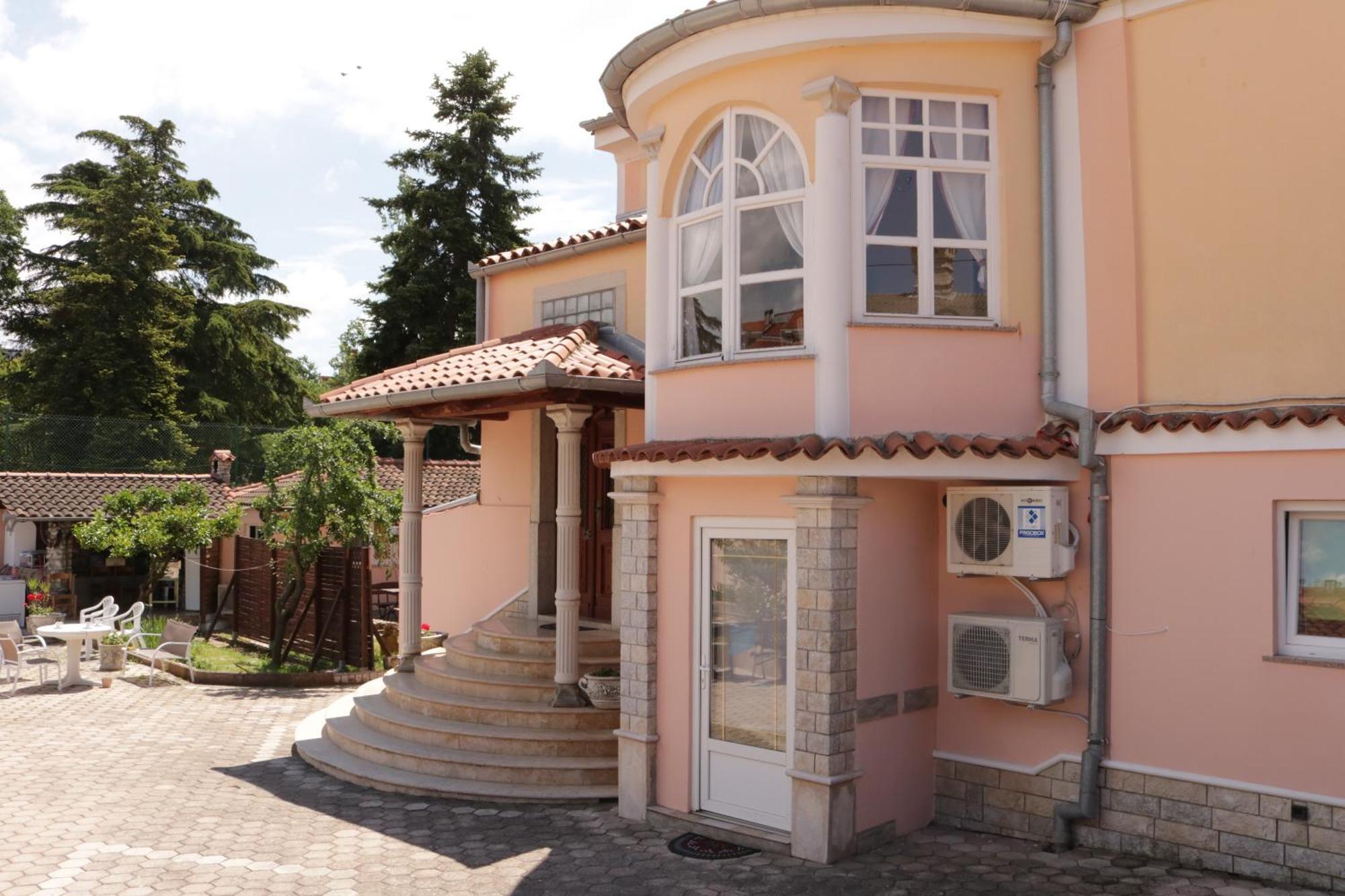 Giovanna Boutique Rooms & Pool Pula Exterior foto